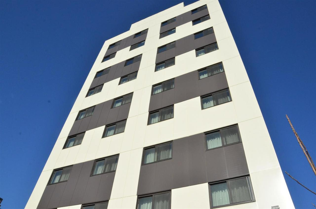 LIC Plaza Hotel New York Esterno foto